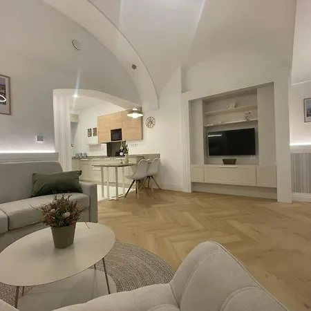 Upperstreet Apartment Košice